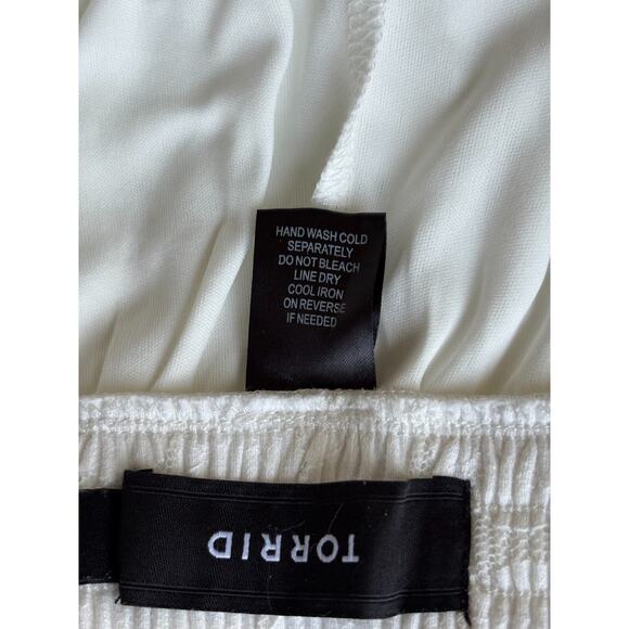 Torrid Women Shorts Size 1 PLUS 1X White Floral Overlay Lace Elastic Waist Skort - Picture 11 of 11